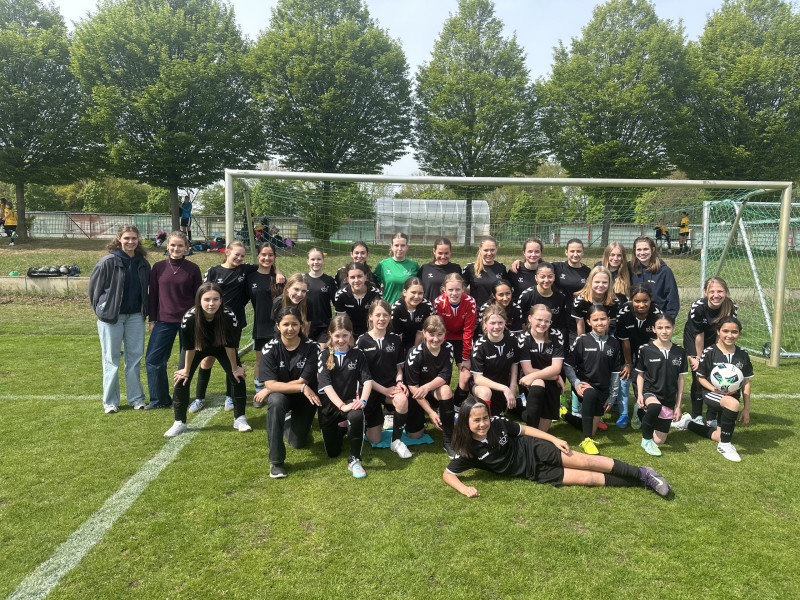 Drei Teams, 30 Spielerinnen, 0 Ausreden: JtfO M&auml;dchenfu&szlig;ball beim HSC Hannover