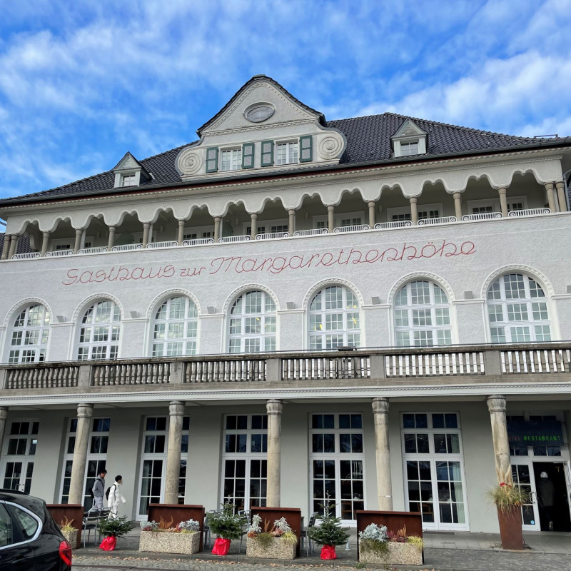 Der Eingang des Gasthauses Margarethenhöhe